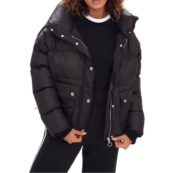 Guess Women’s Winter Jacket Medium New - Picture 2 of 16